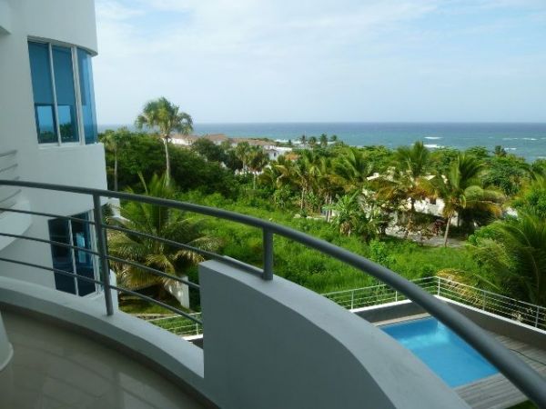 Hermoso Apartamento con vistas al mar y la montaña | Bienes Raices Republica Dominicana 