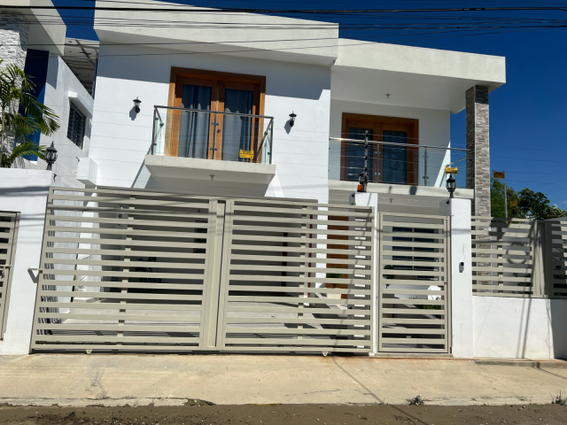 Hermosa casa en construccion ubicada en villa maria, sector de alta demanda, céntrica, excelente terminación, lista para entrega en 3 meses.! | Bienes Raices Republica Dominicana 