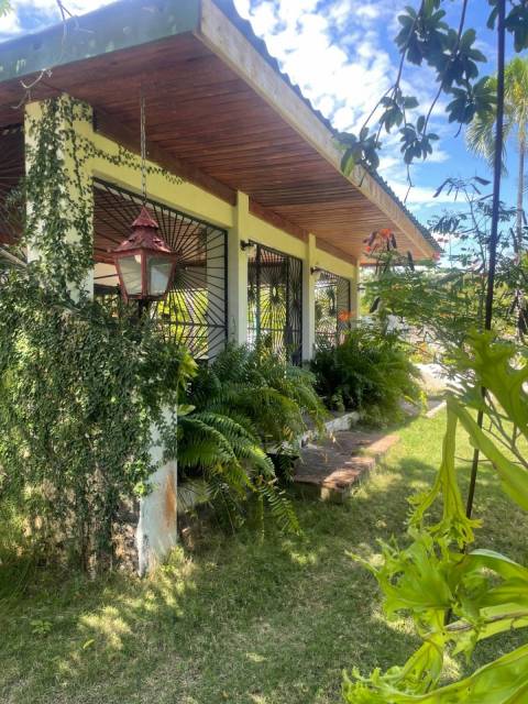 Disponible  a partir de Julio 
Casa de dos pisos en un terreno privado de 2,395 m².
Buscas alquilar un sanctuario de Paz  en Juan Dolio, a menos de una hora de Santo Domingo?  

 | Bienes Raices Republica Dominicana 