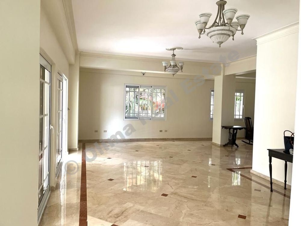 Se vende amplio apartamento en torre ubicado en zona residencial. | Bienes Raices Republica Dominicana 