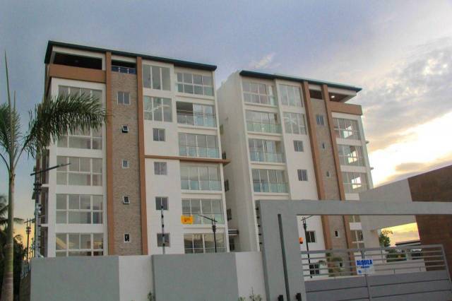 Zona tranquila, segura y estratégicamente ubicada; fácil acceso a las principales vías de tránsito, cerca de universidades, hospitales, aeropuerto, supermercados y centros comerciales. | Bienes Raices Republica Dominicana 