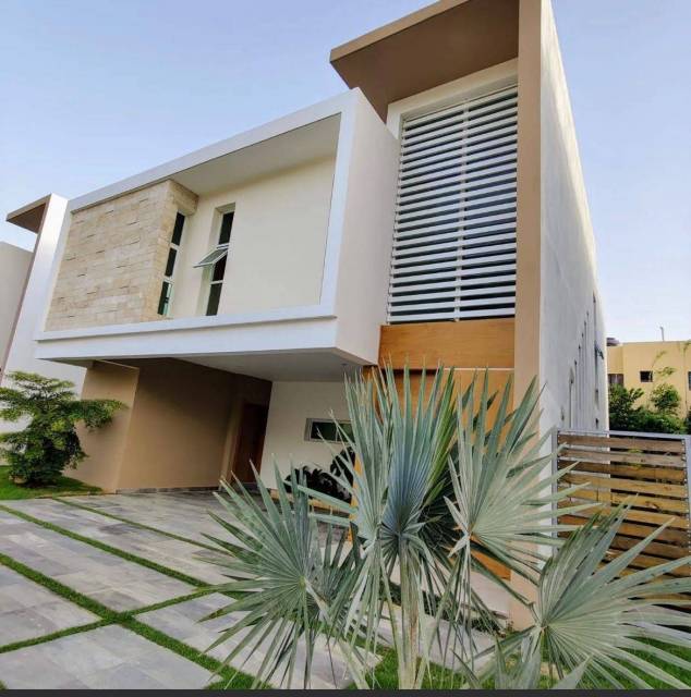 Maison moderne avec une touche minimaliste avant-gardiste. | Immobilier en République Dominicaine
