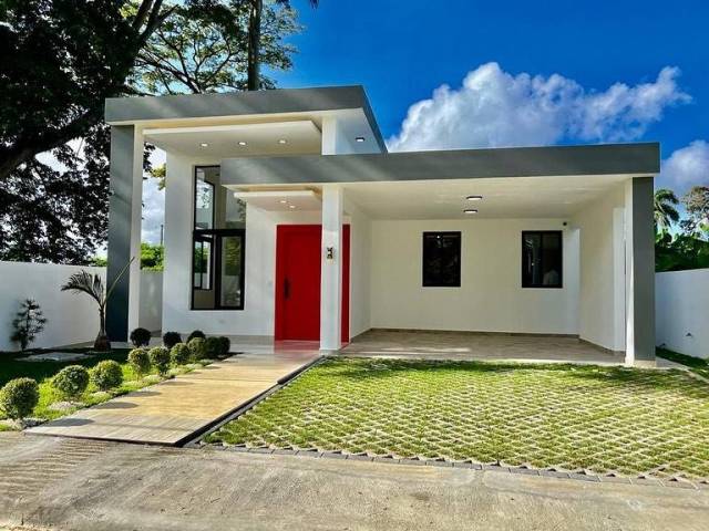 Hermosa y moderna casa | Bienes Raices Republica Dominicana 