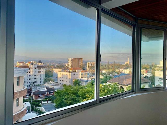 SE VENDE A PRECIO DE OPORTUNIDAD Penthouse de Lujo en Santiago de 2 Niveles y 308 m² de construcción | Bienes Raices Republica Dominicana 