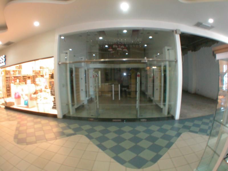 payless colinas mall