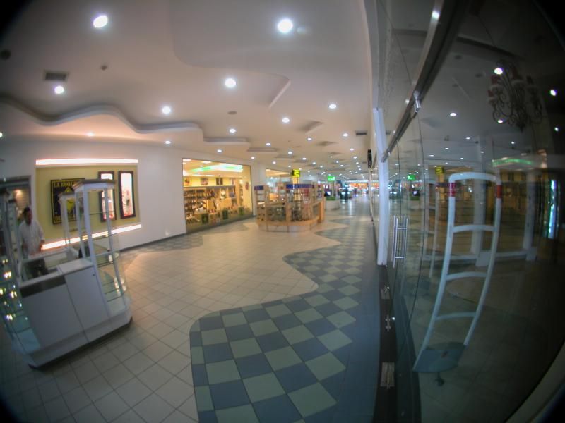 payless colinas mall
